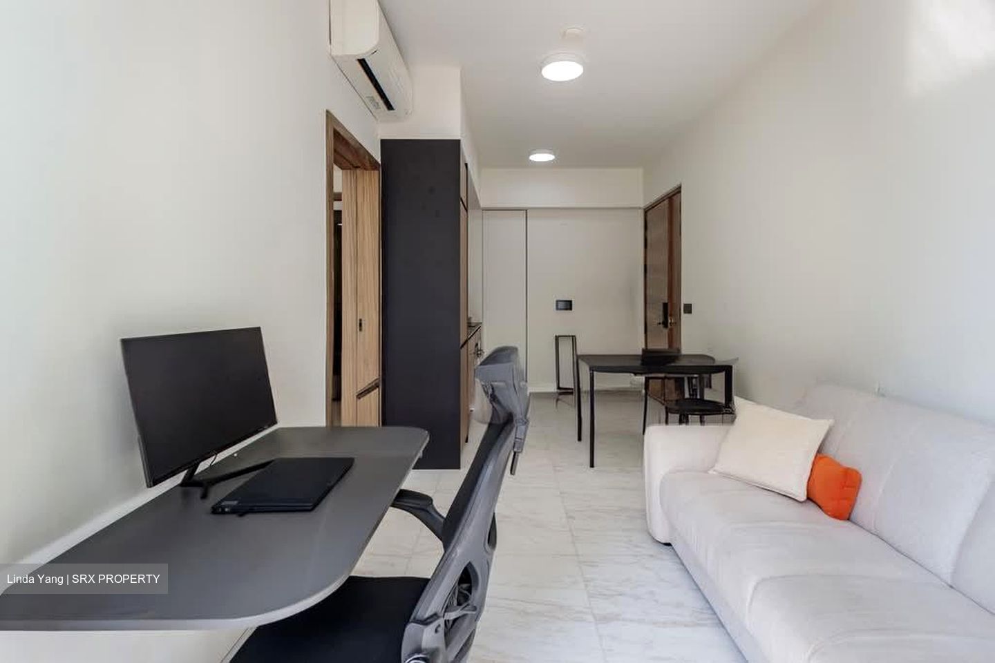 Coastline Residences (D15), Apartment #579139341